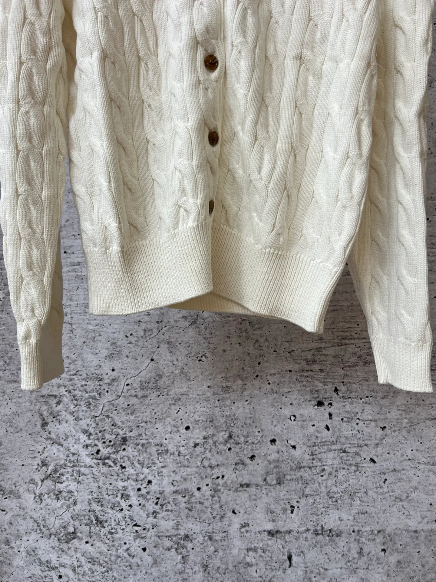 P240 Ralph Lauren autumn women's knitted rubber flower cardigan sweater, Xiaohongshu traffic password, classic rubber flower cardigan buttons, original pure cotton yarn craftsmanship, slim fit upper body, lazy old money style